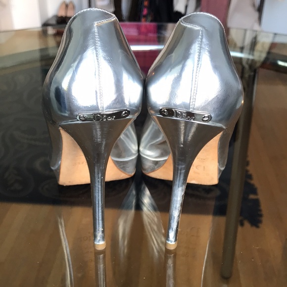 Christian Dior metallic peep-toe pumps - Picture 2 of 10